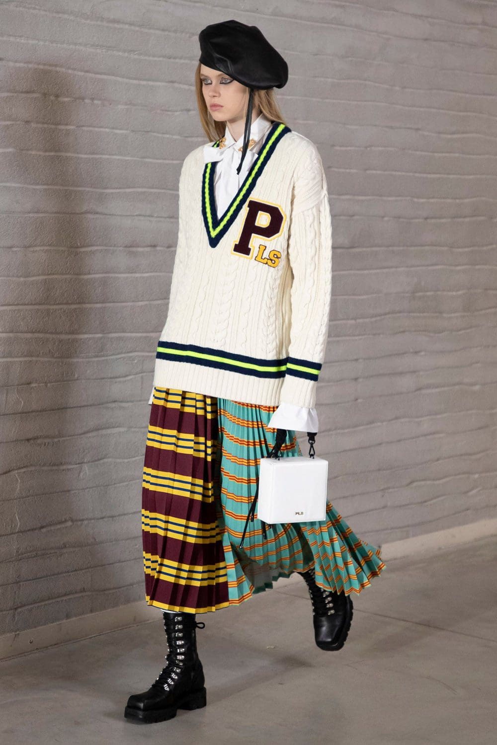 Philosophy di Lorenzo Serafini Fall Winter 2021-2022 Milan by RUNWAY MAGAZINE