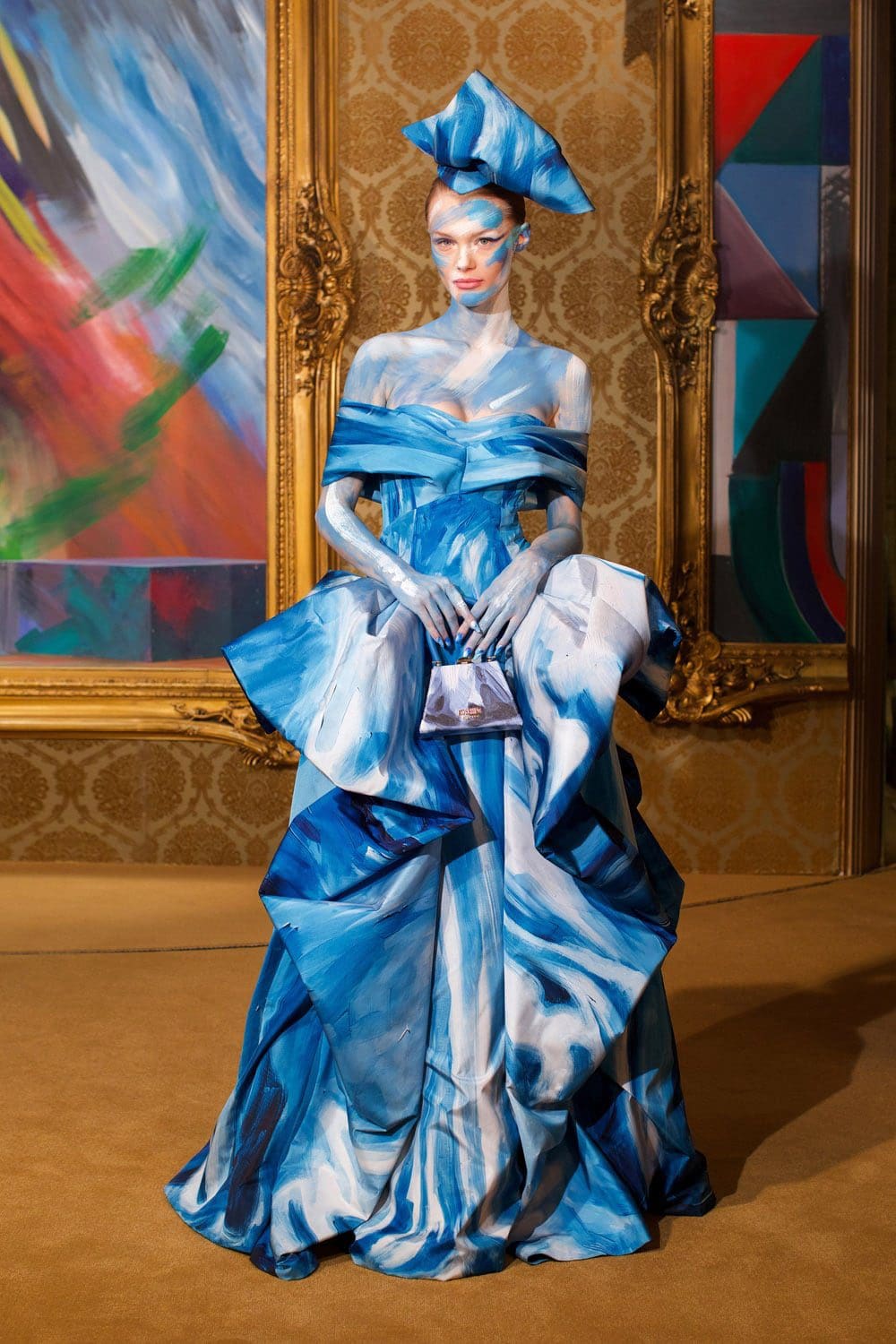 モスキーノ秋2021年-2022年 RUNWAY マガジン