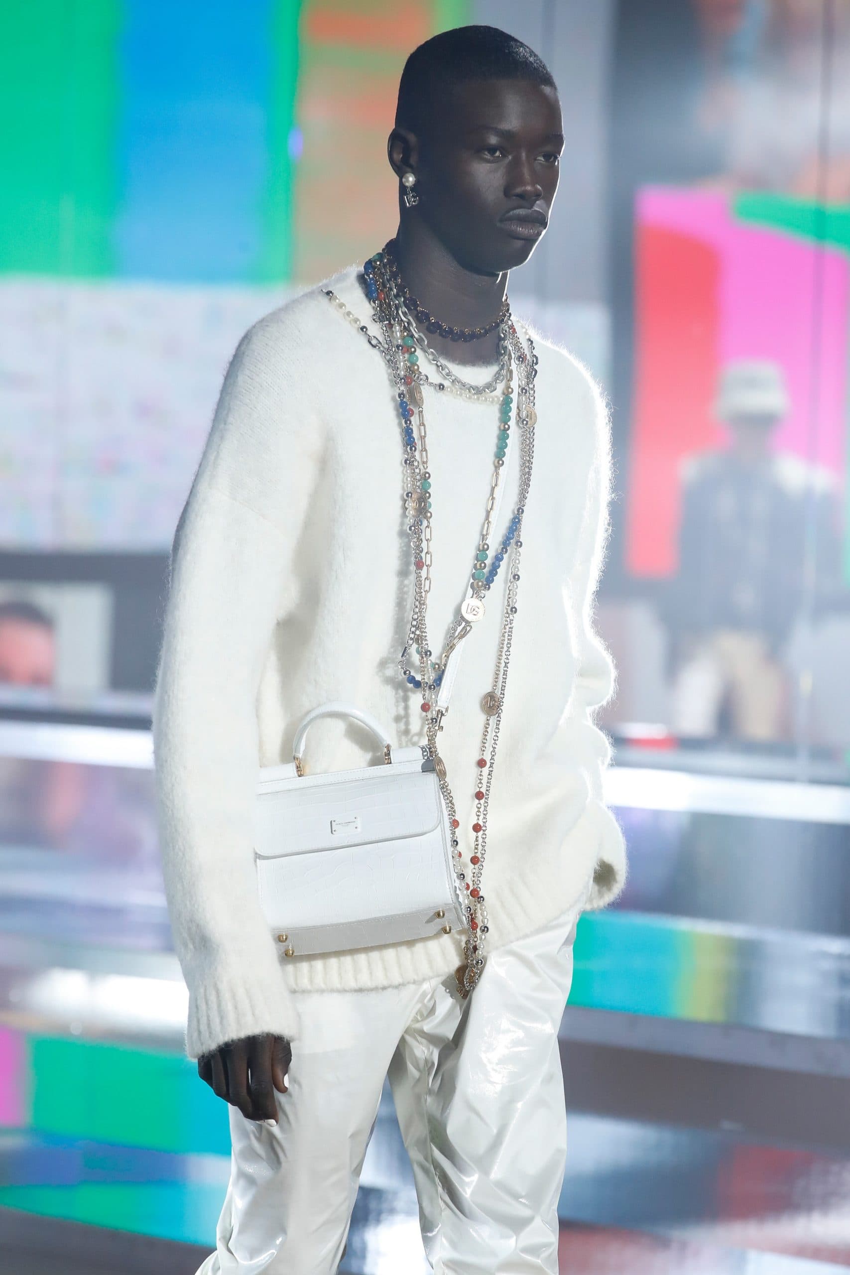 Dolce Gabbana Menswear Fall 2021-2022. Plagiarism checker by Eleonora de Gray - RUNWAY MAGAZINE