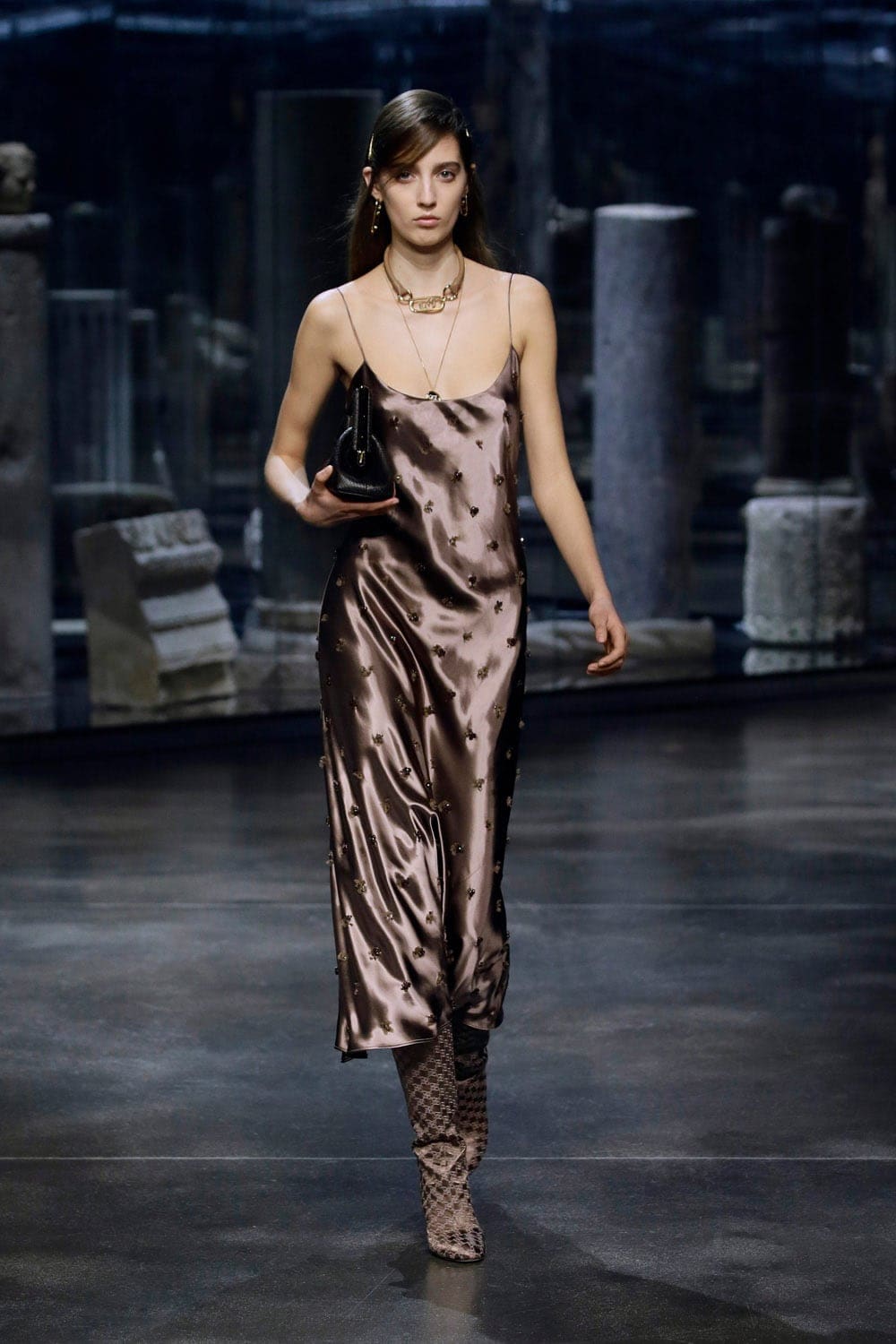 Fendi Fall 2021-2022 by RUNWAY MAGAZINE
