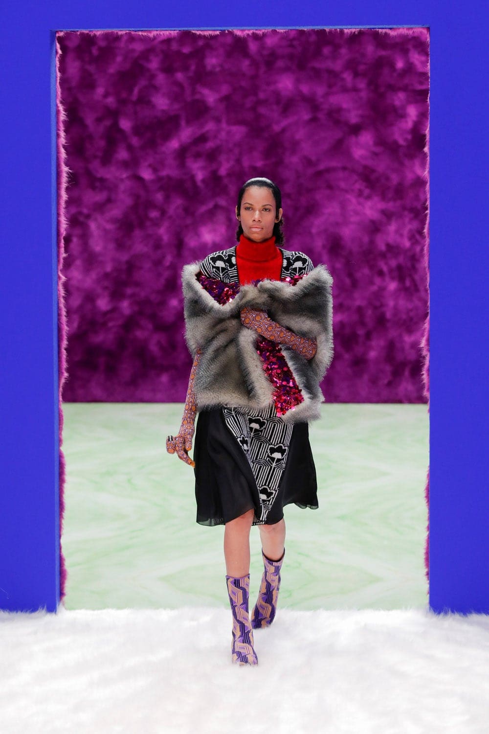 プラダ秋冬2021-2022によって RUNWAY マガジン