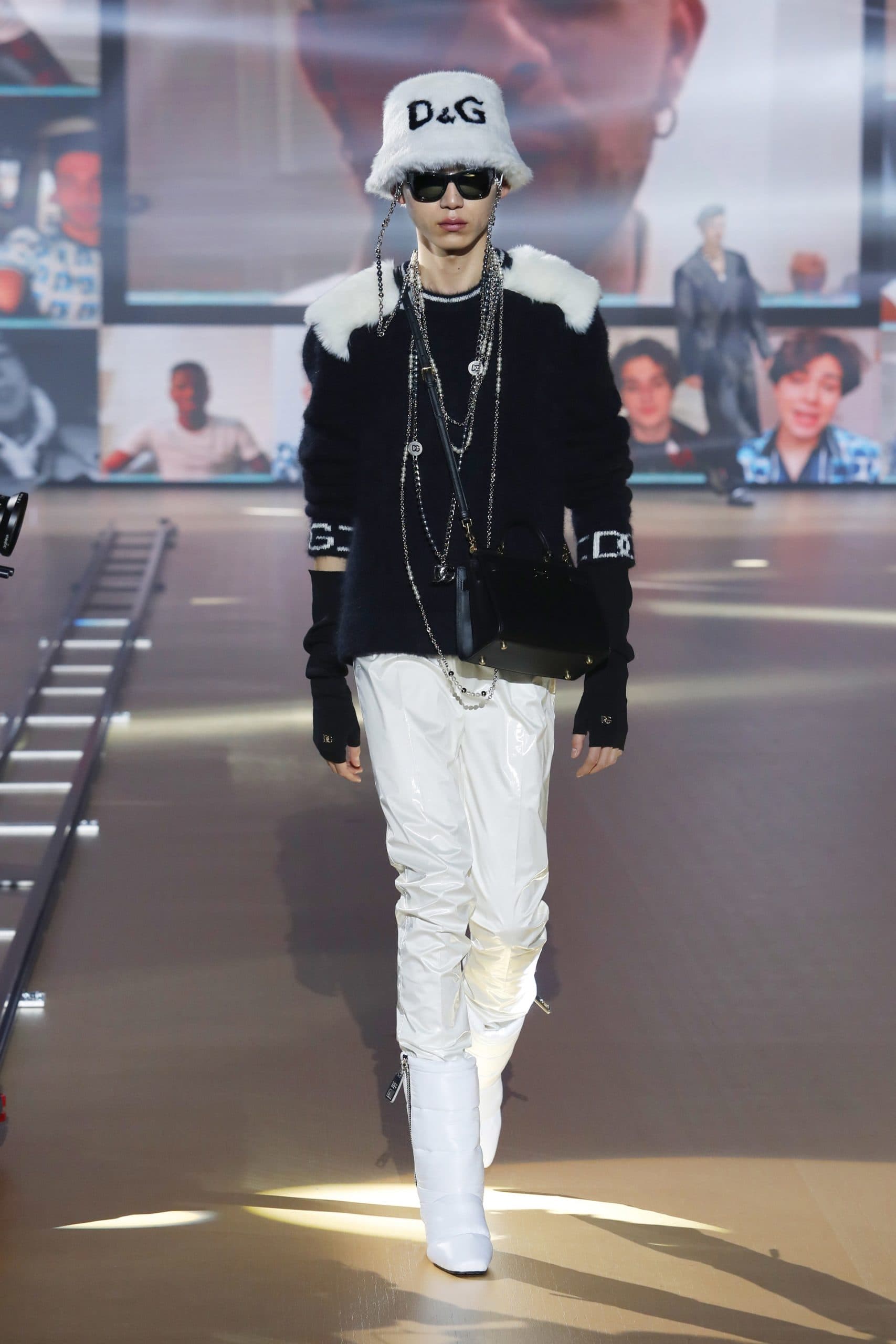 Dolce Gabbana Menswear Fall 2021-2022. Plagiarism checker by Eleonora de Gray - RUNWAY MAGAZINE