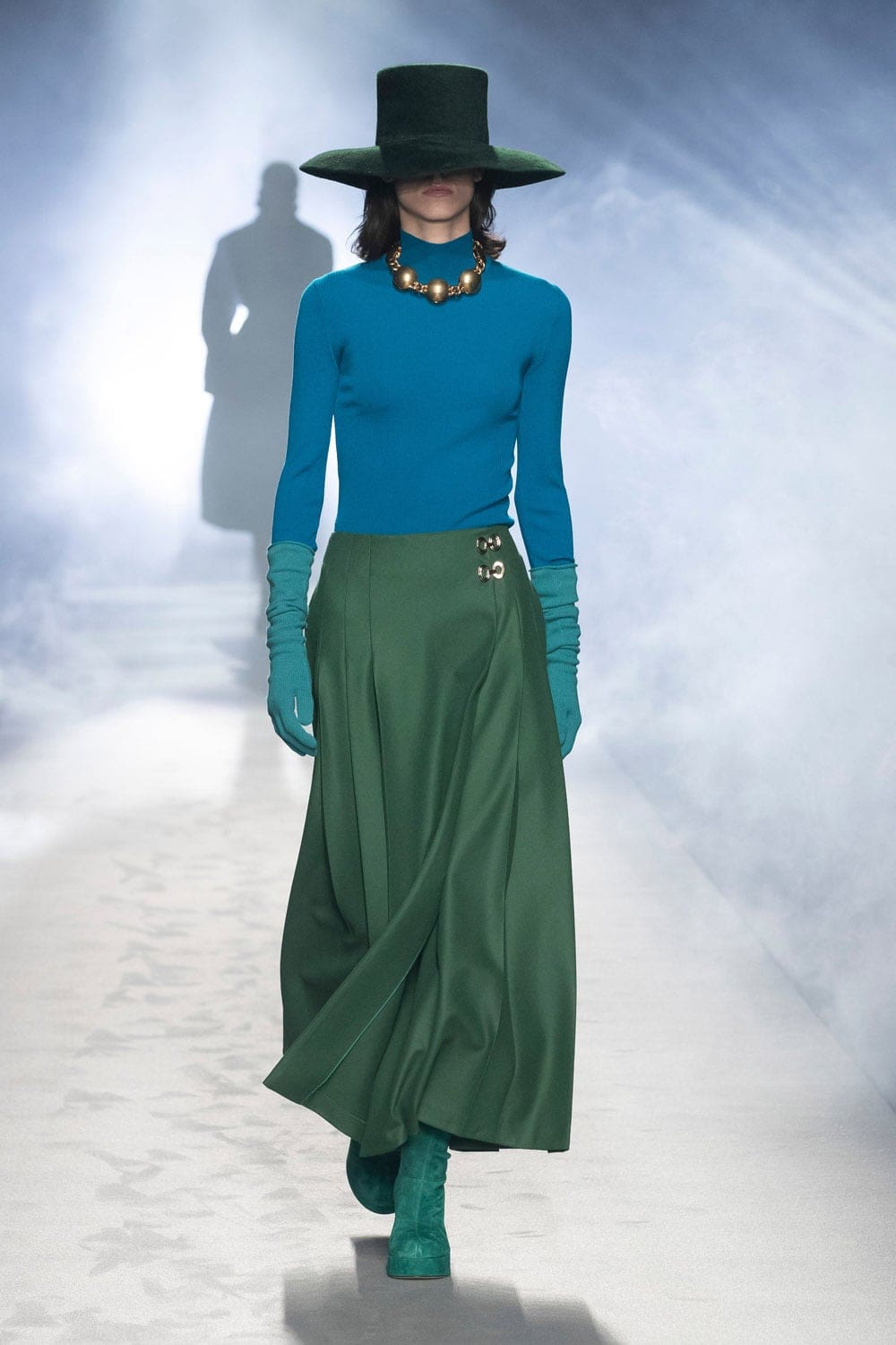 Alberta Ferretti outono-inverno 2021-2022 Milão por RUNWAY MAGAZINE
