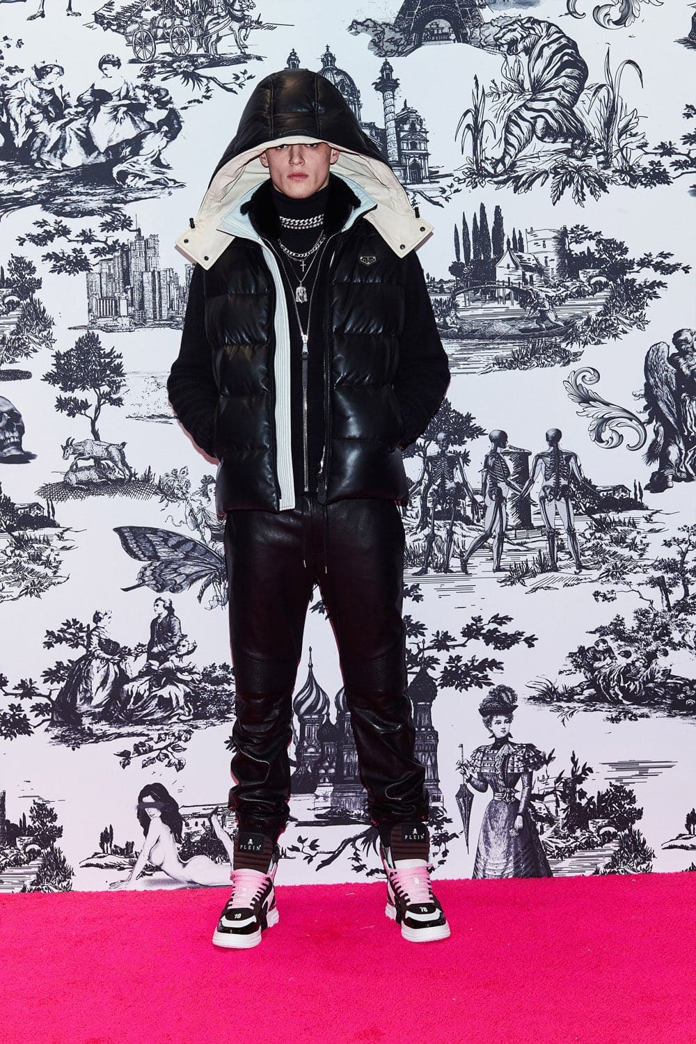 Philipp Plein Fall Winter 2021-2022 by RUNWAY MAGAZINE