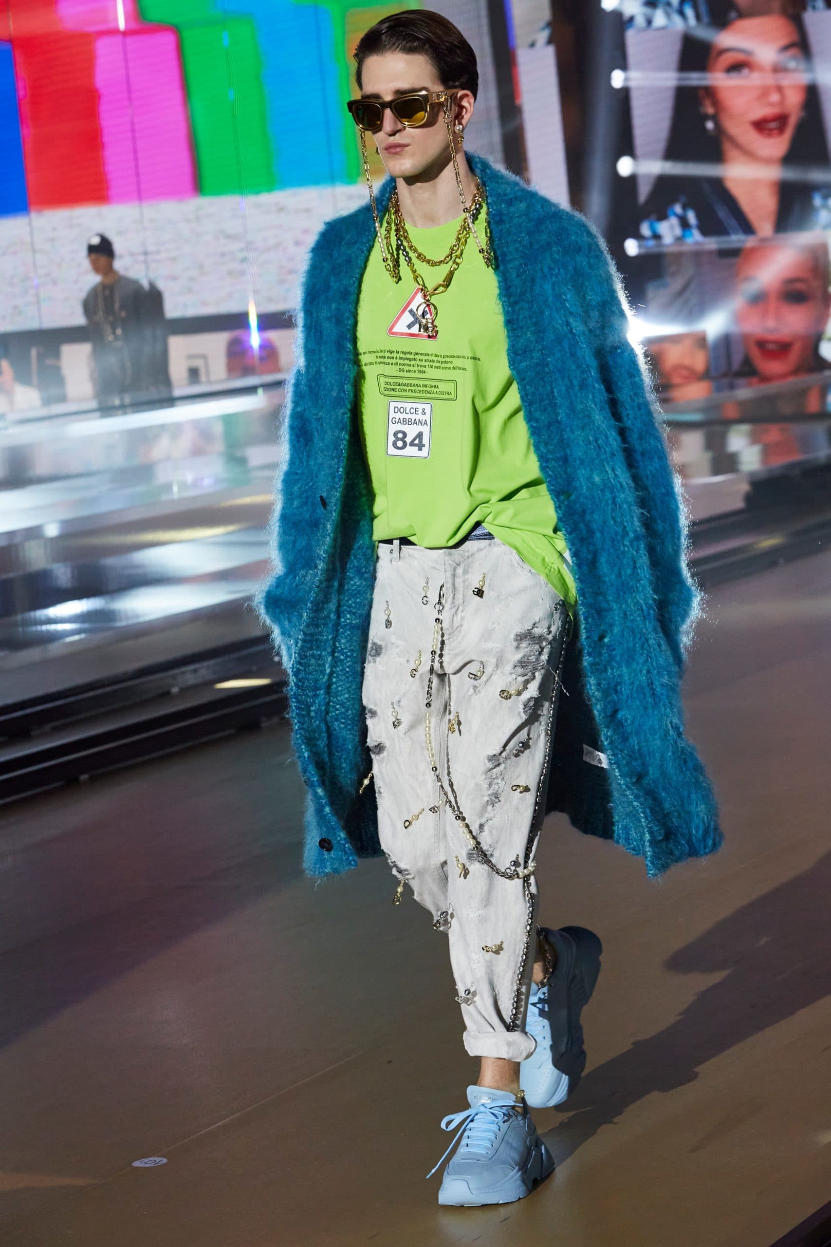 Dolce Gabbana Menswear Fall 2021-2022. Plagiarism checker by Eleonora de Gray - RUNWAY MAGAZINE