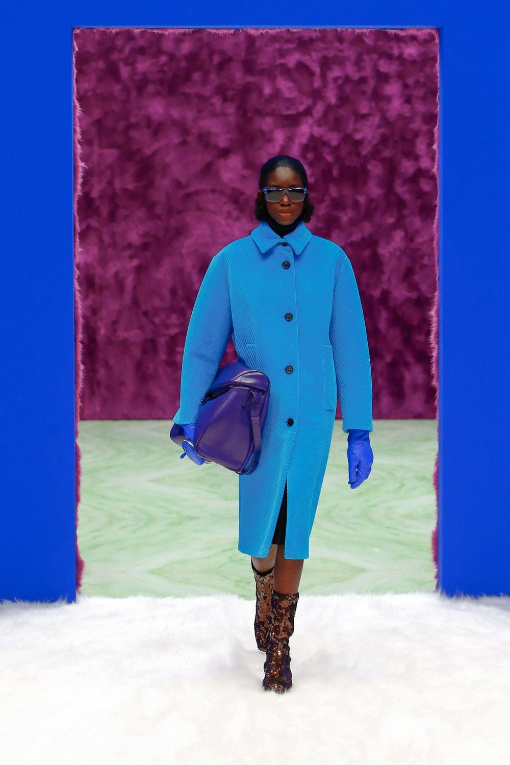 プラダ秋冬2021-2022によって RUNWAY マガジン