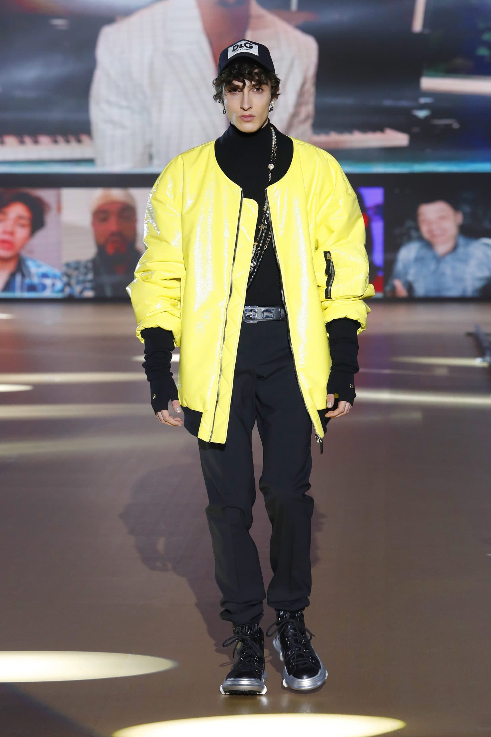 Dolce Gabbana Menswear Fall 2021-2022. Plagiarism checker by Eleonora de Gray - RUNWAY MAGAZINE