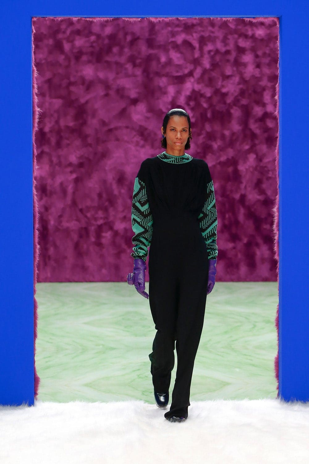 プラダ秋冬2021-2022によって RUNWAY マガジン