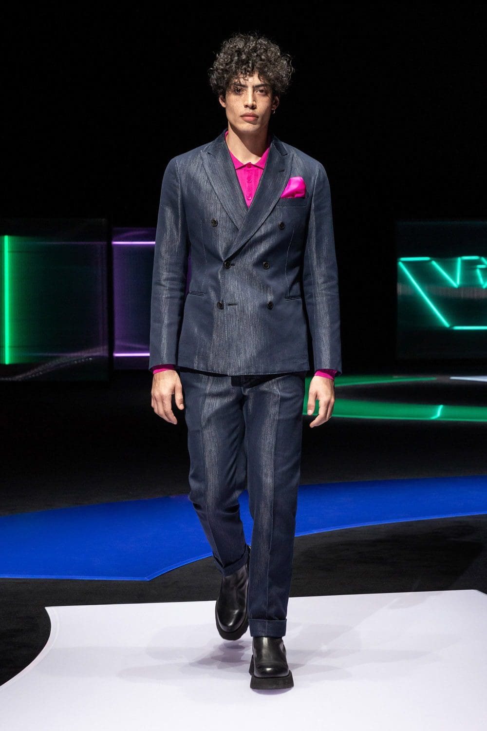 Emporio Armani Fall Winter 2021-2022 "In the mood for pop"