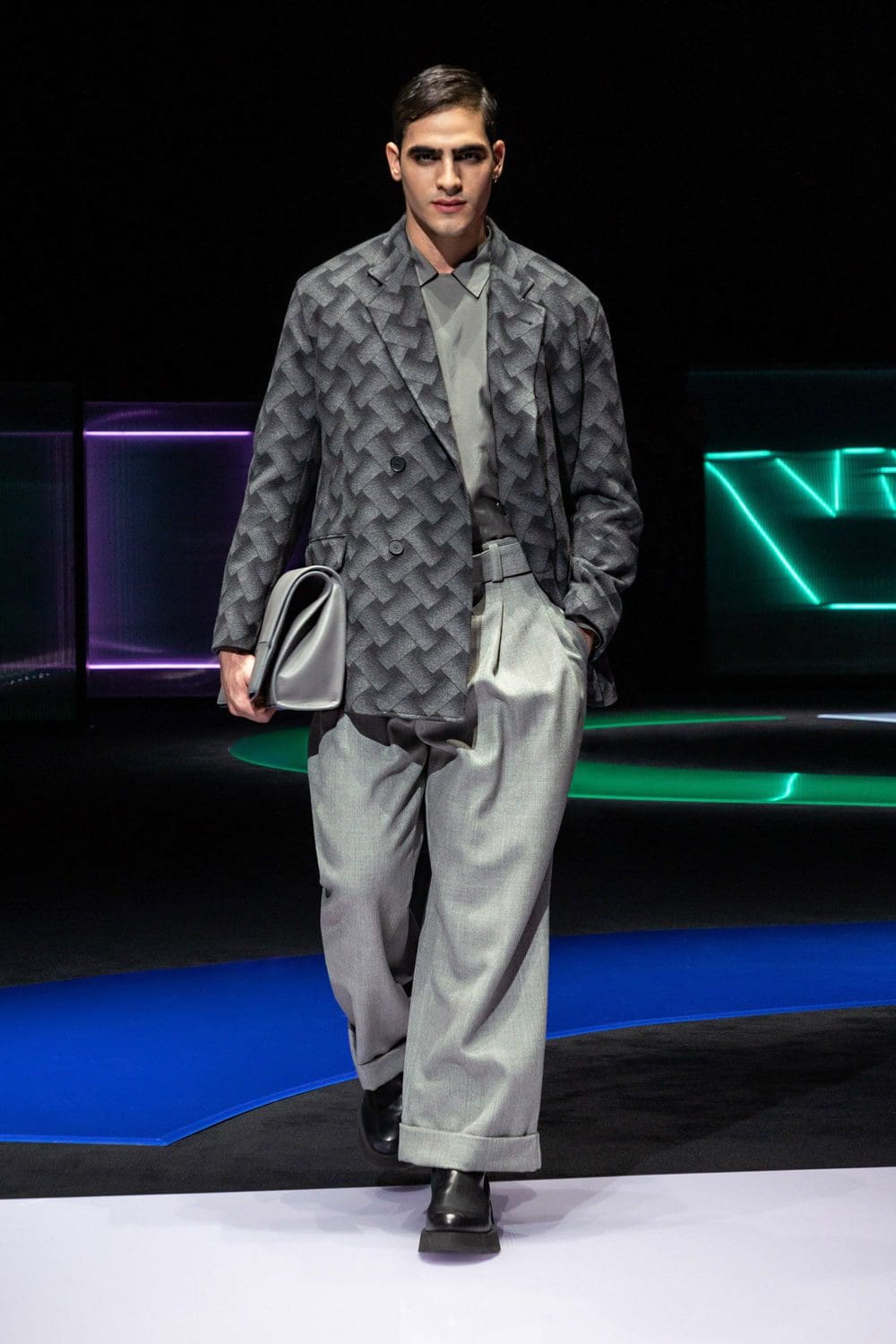 Emporio Armani Fall Winter 2021-2022 "In the mood for pop"