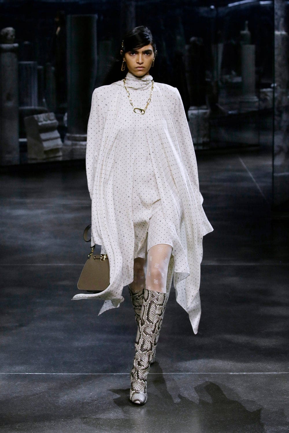 Fendi Fall 2021-2022 by RUNWAY MAGAZINE
