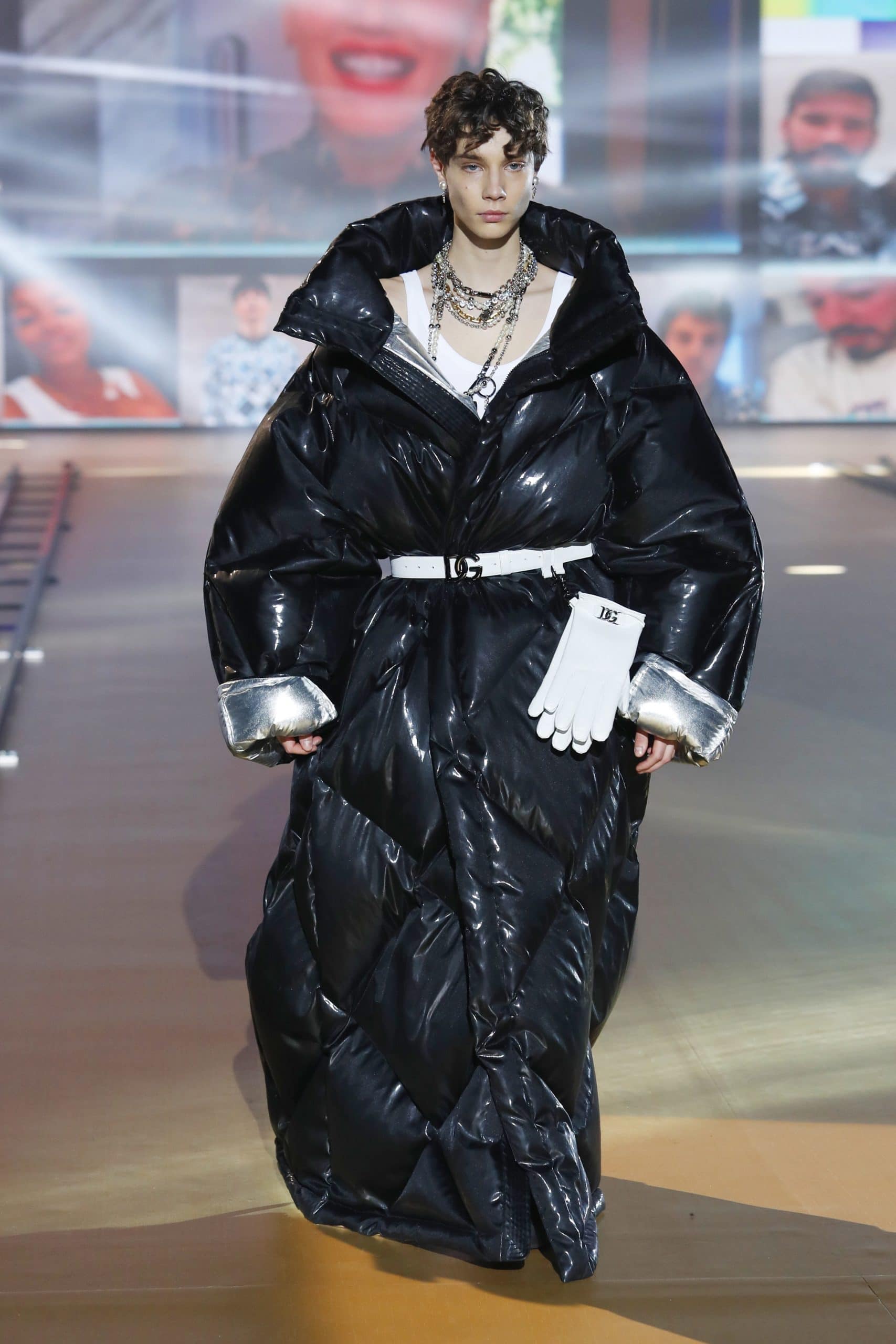 Dolce Gabbana Menswear Fall 2021-2022. Plagiarism checker by Eleonora de Gray - RUNWAY MAGAZINE