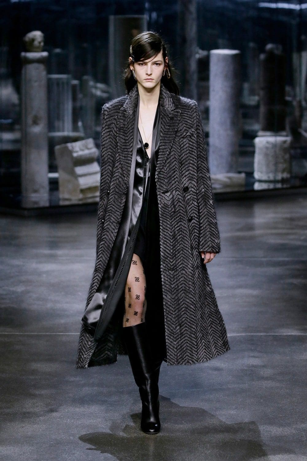 Fendi Fall 2021-2022 by RUNWAY MAGAZINE
