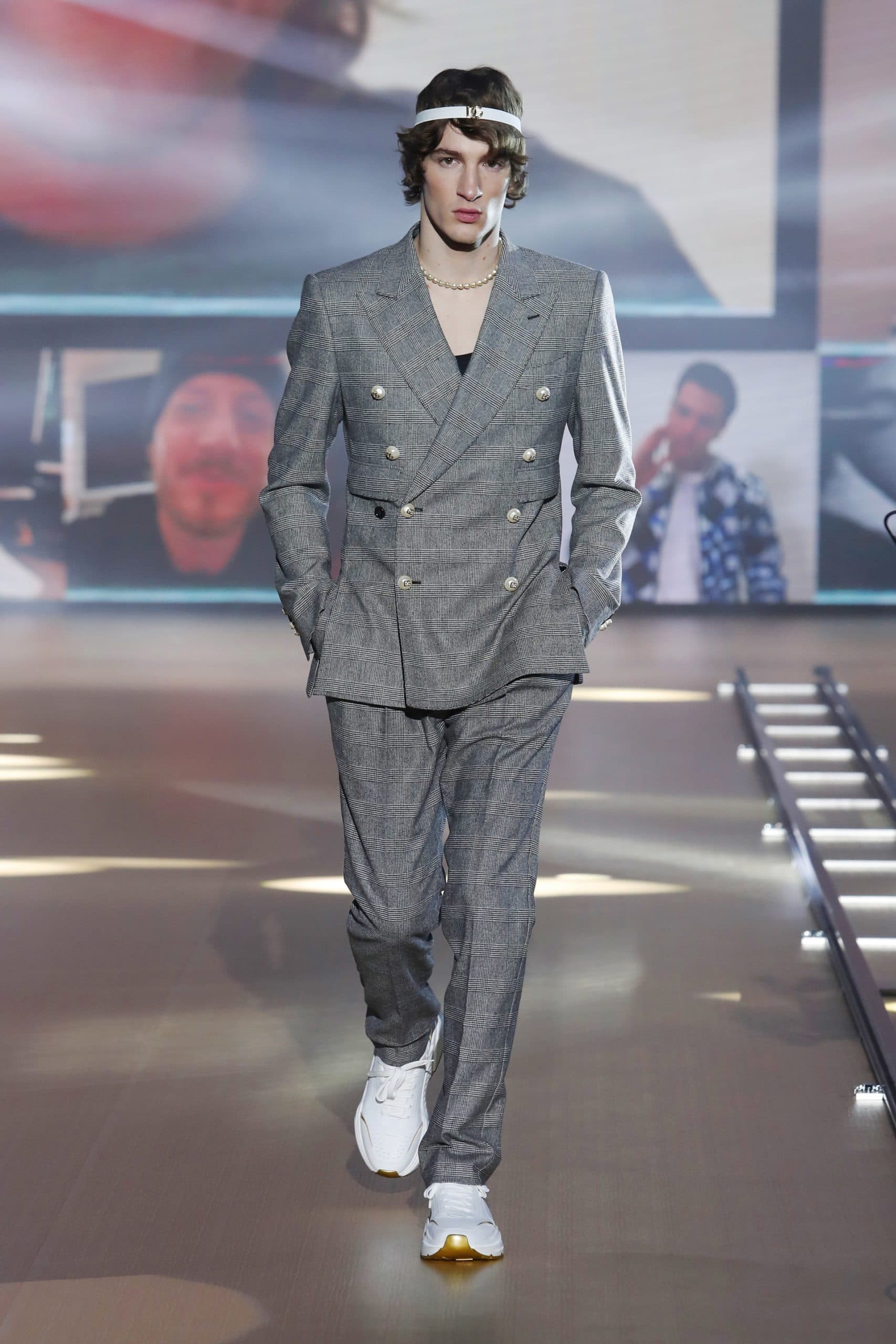 Dolce Gabbana Menswear Fall 2021-2022. Plagiarism checker by Eleonora de Gray - RUNWAY MAGAZINE