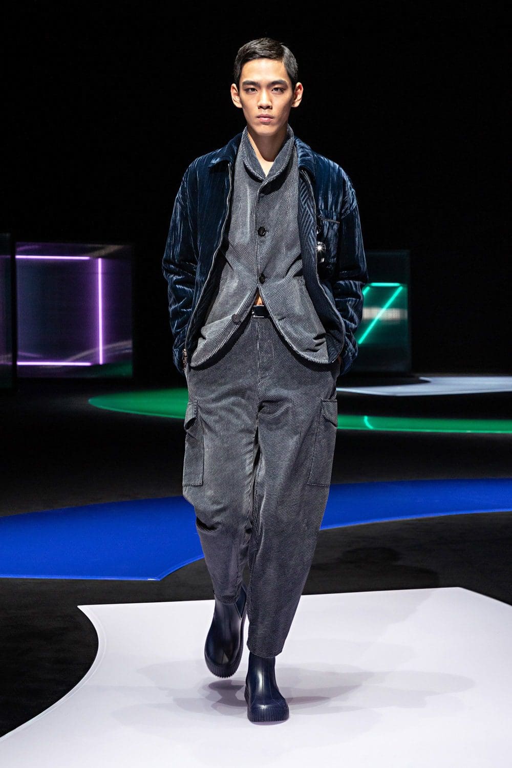 Emporio Armani Fall Winter 2021-2022 "In the mood for pop"