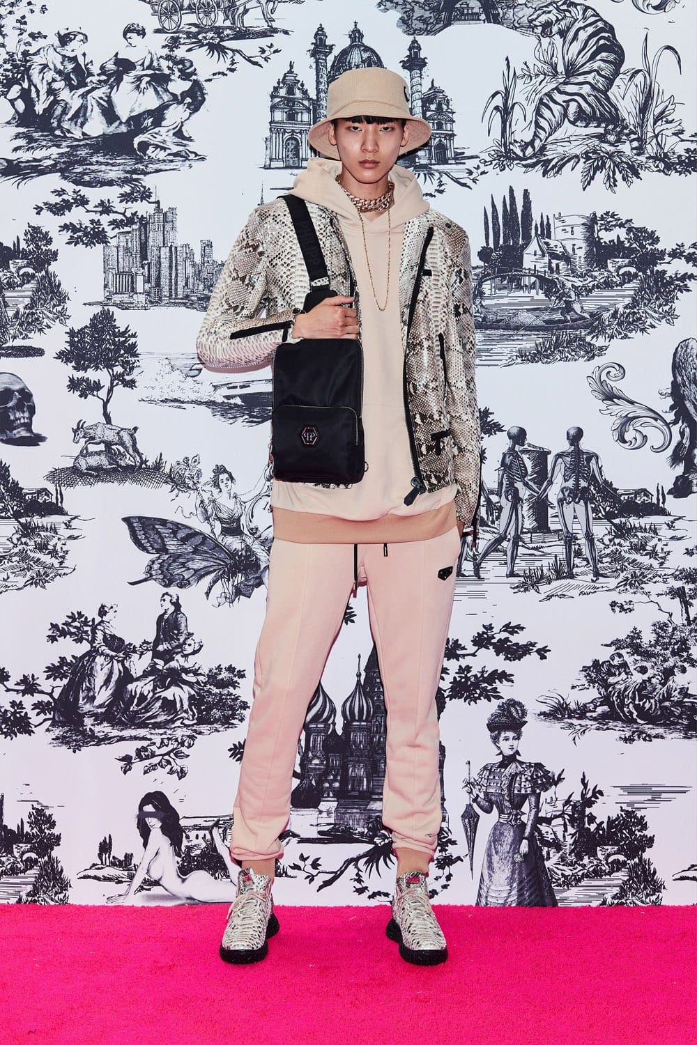 Philipp Plein Fall Winter 2021-2022 by RUNWAY MAGAZINE