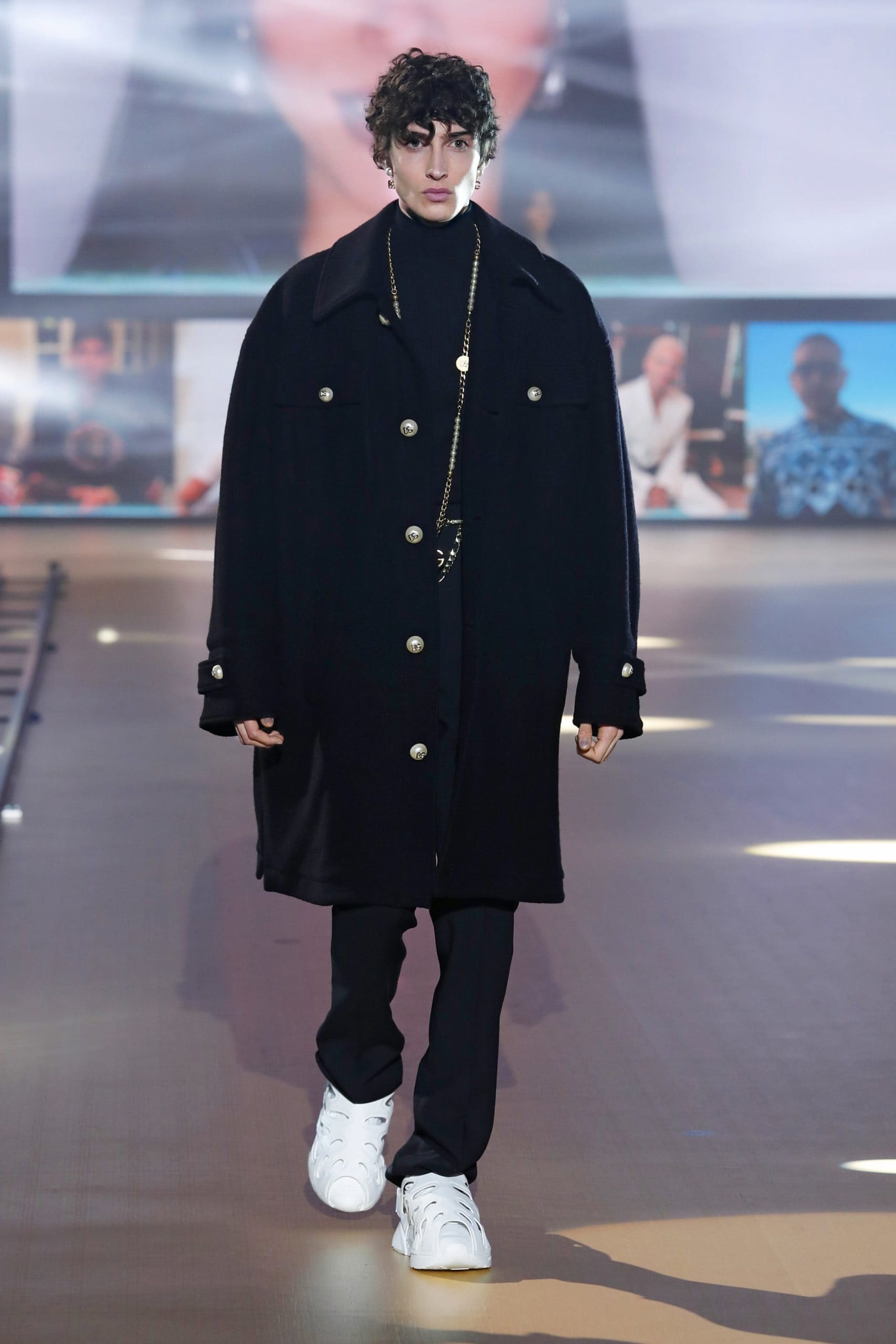 Dolce Gabbana Menswear Fall 2021-2022. Plagiarism checker by Eleonora de Gray - RUNWAY MAGAZINE