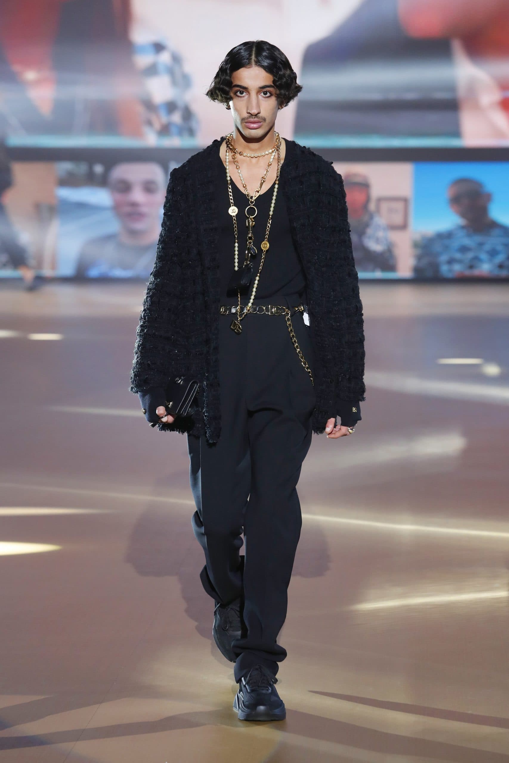 Dolce Gabbana Menswear Fall 2021-2022. Plagiarism checker by Eleonora de Gray - RUNWAY MAGAZINE