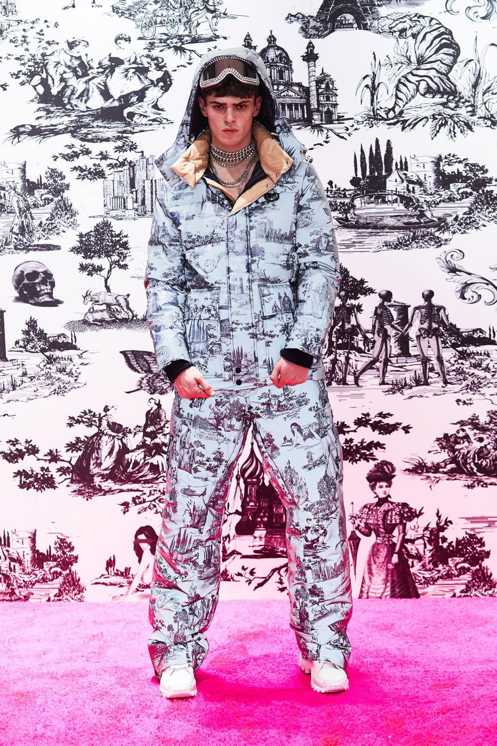 Philipp Plein Fall Winter 2021-2022 by RUNWAY MAGAZINE