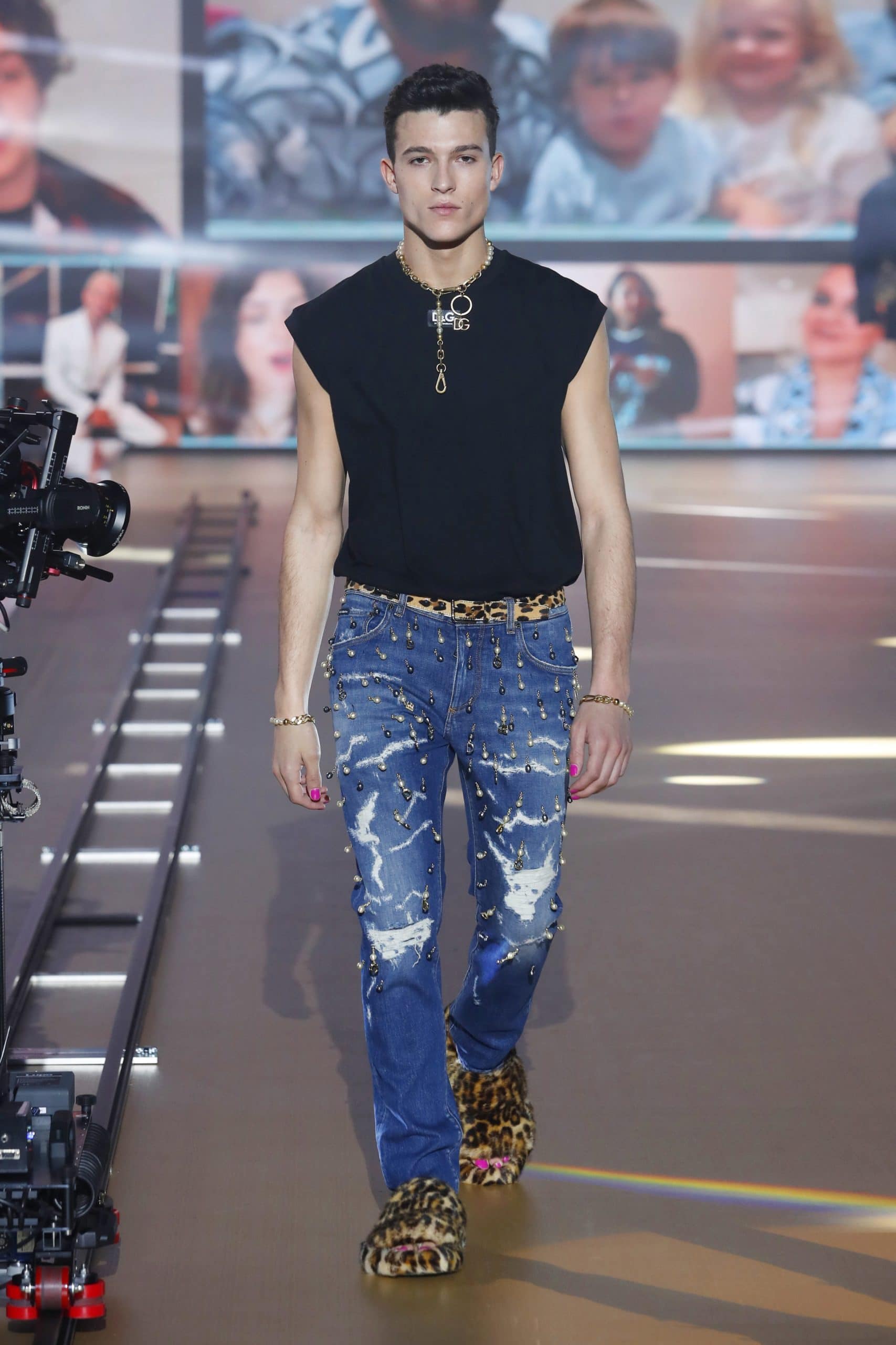 Dolce Gabbana Menswear Fall 2021-2022. Plagiarism checker by Eleonora de Gray - RUNWAY MAGAZINE