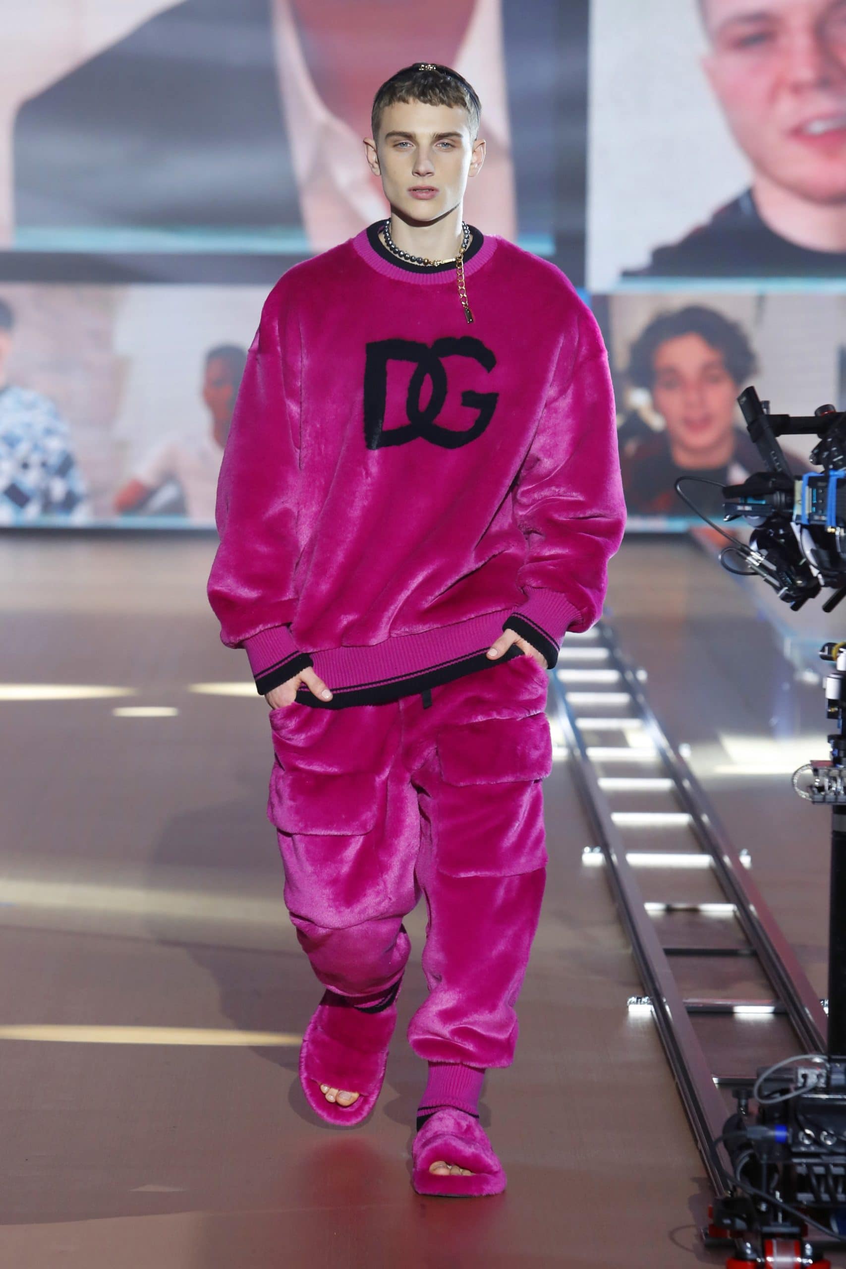 Dolce Gabbana Menswear Fall 2021-2022. Plagiarism checker by Eleonora de Gray - RUNWAY MAGAZINE