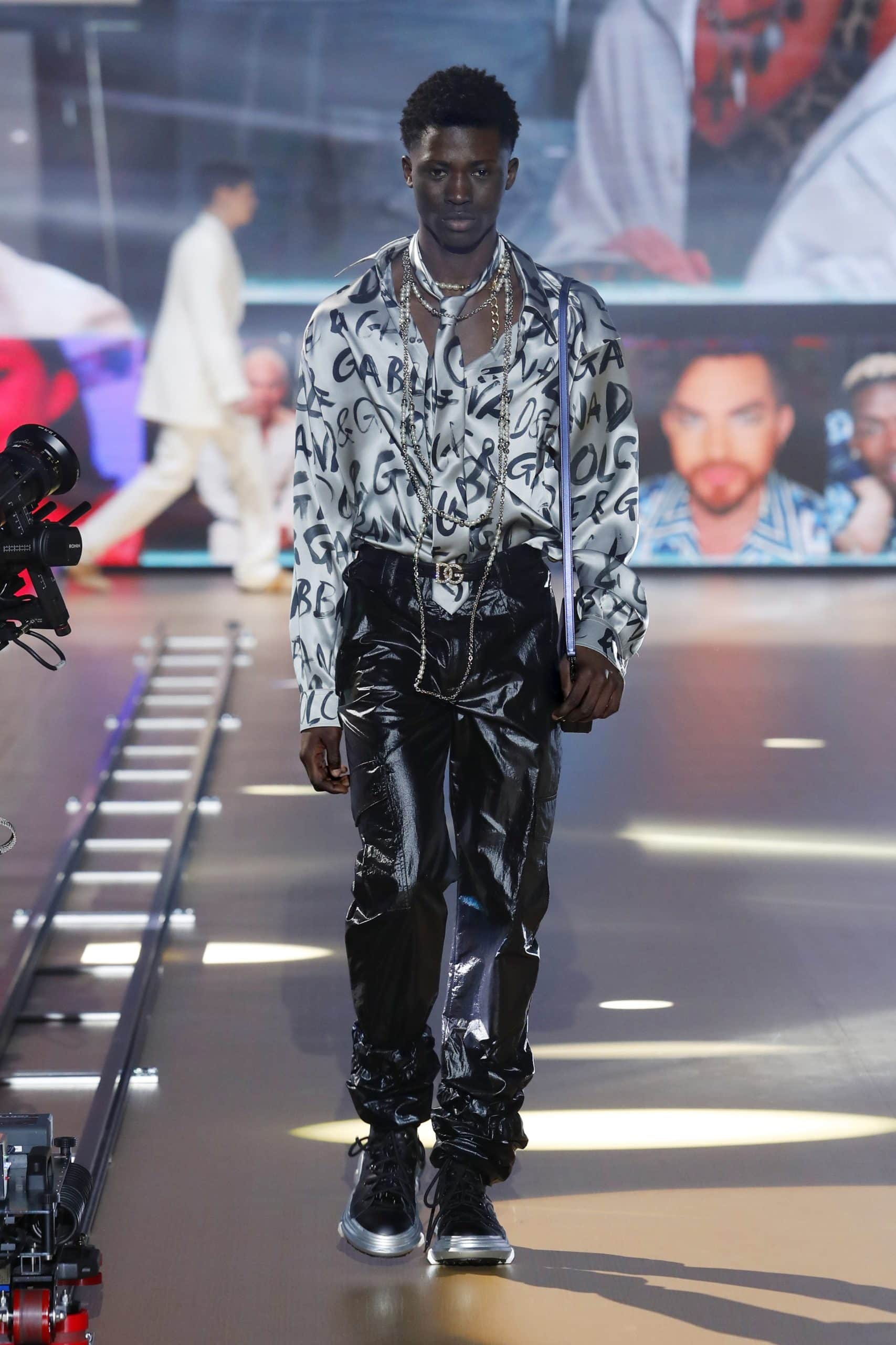 Dolce Gabbana Menswear Fall 2021-2022. Plagiarism checker by Eleonora de Gray - RUNWAY MAGAZINE