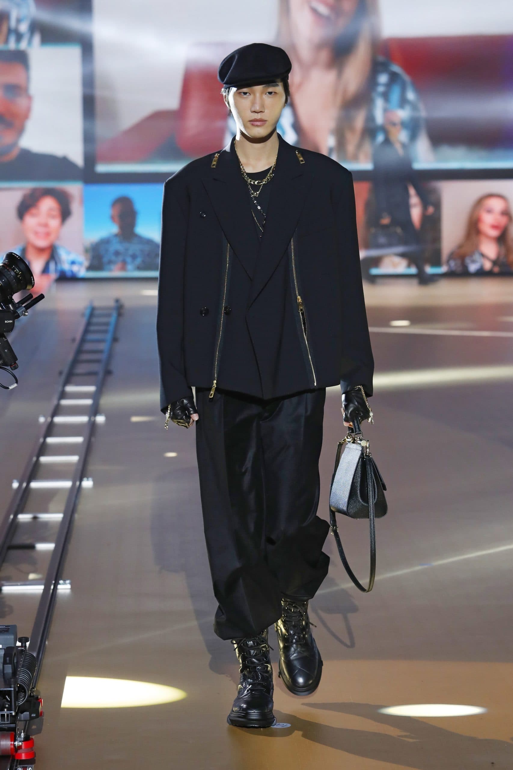Dolce Gabbana Menswear Fall 2021-2022. Plagiarism checker by Eleonora de Gray - RUNWAY MAGAZINE
