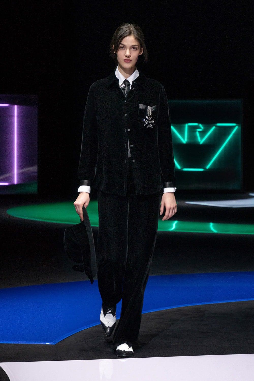 Emporio Armani Fall Winter 2021-2022 "In the mood for pop" by RUNWAY MAGAZINE