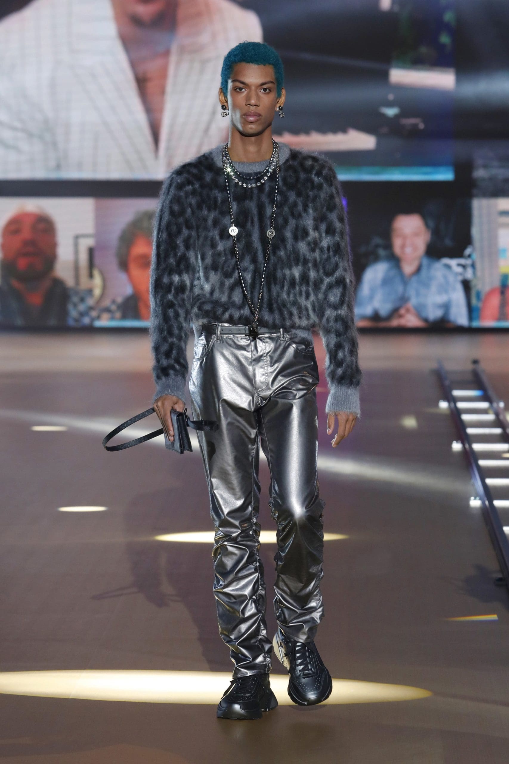 Dolce Gabbana Menswear Fall 2021-2022. Plagiarism checker by Eleonora de Gray - RUNWAY MAGAZINE