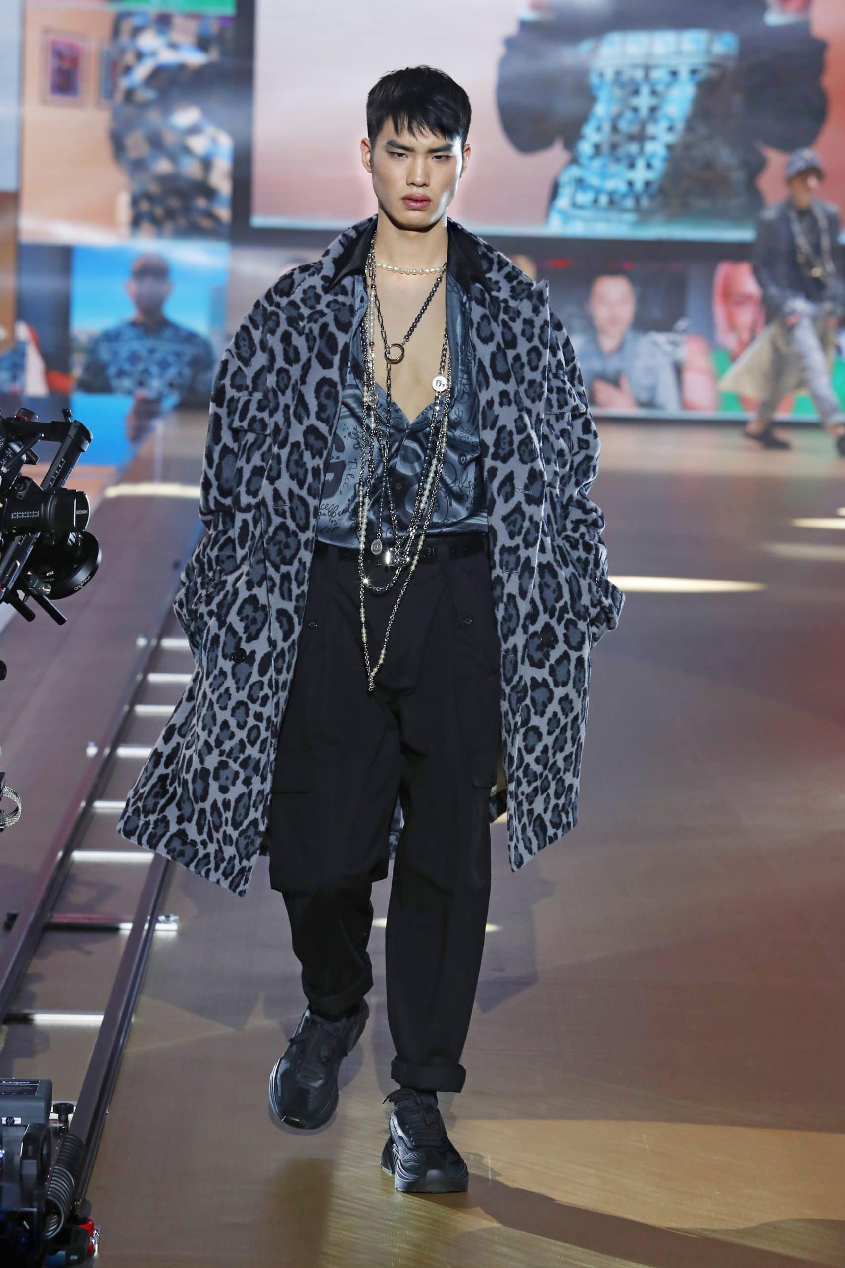 Dolce Gabbana Menswear Fall 2021-2022. Plagiarism checker by Eleonora de Gray - RUNWAY MAGAZINE