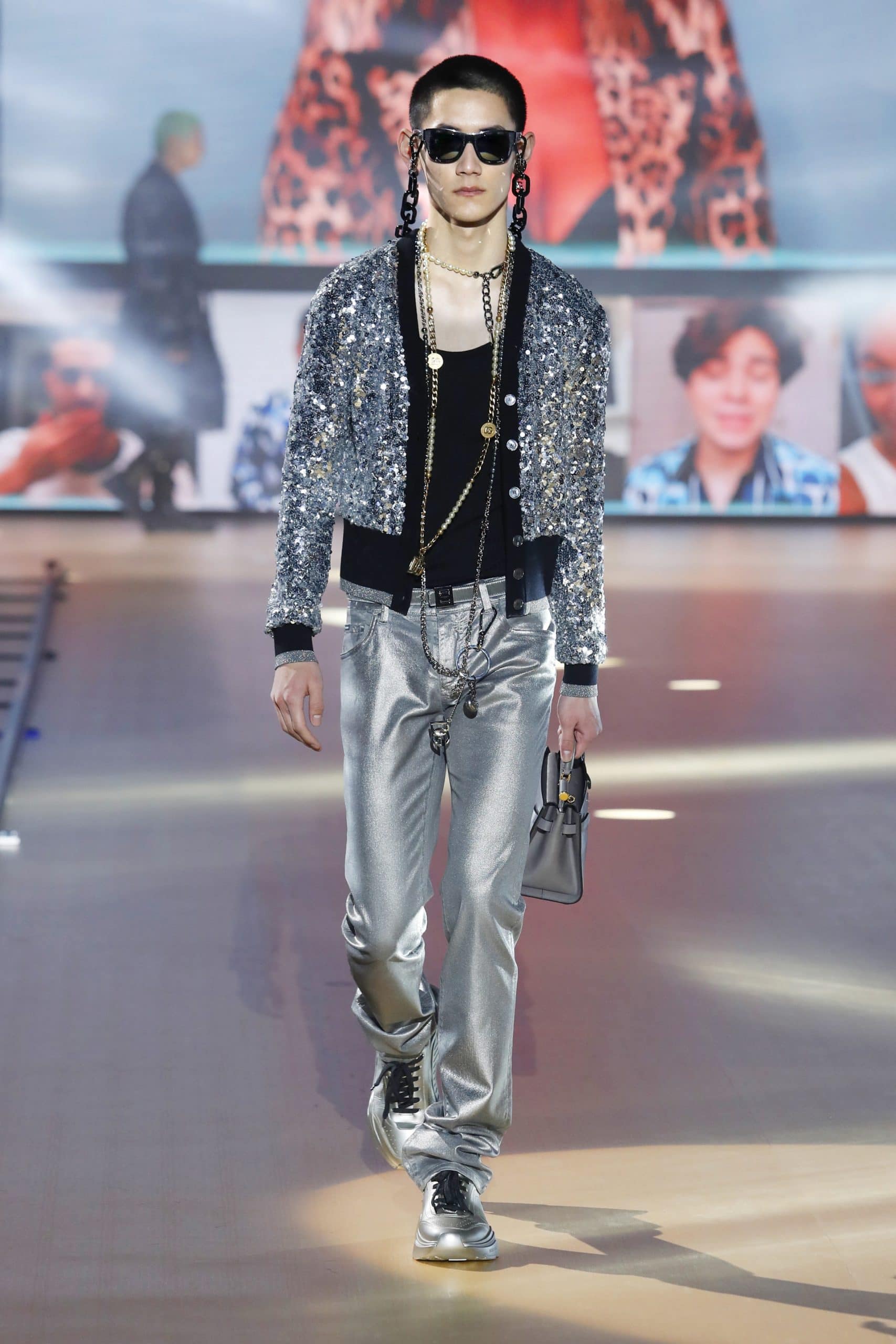 Dolce Gabbana Menswear Fall 2021-2022. Plagiarism checker by Eleonora de Gray - RUNWAY MAGAZINE