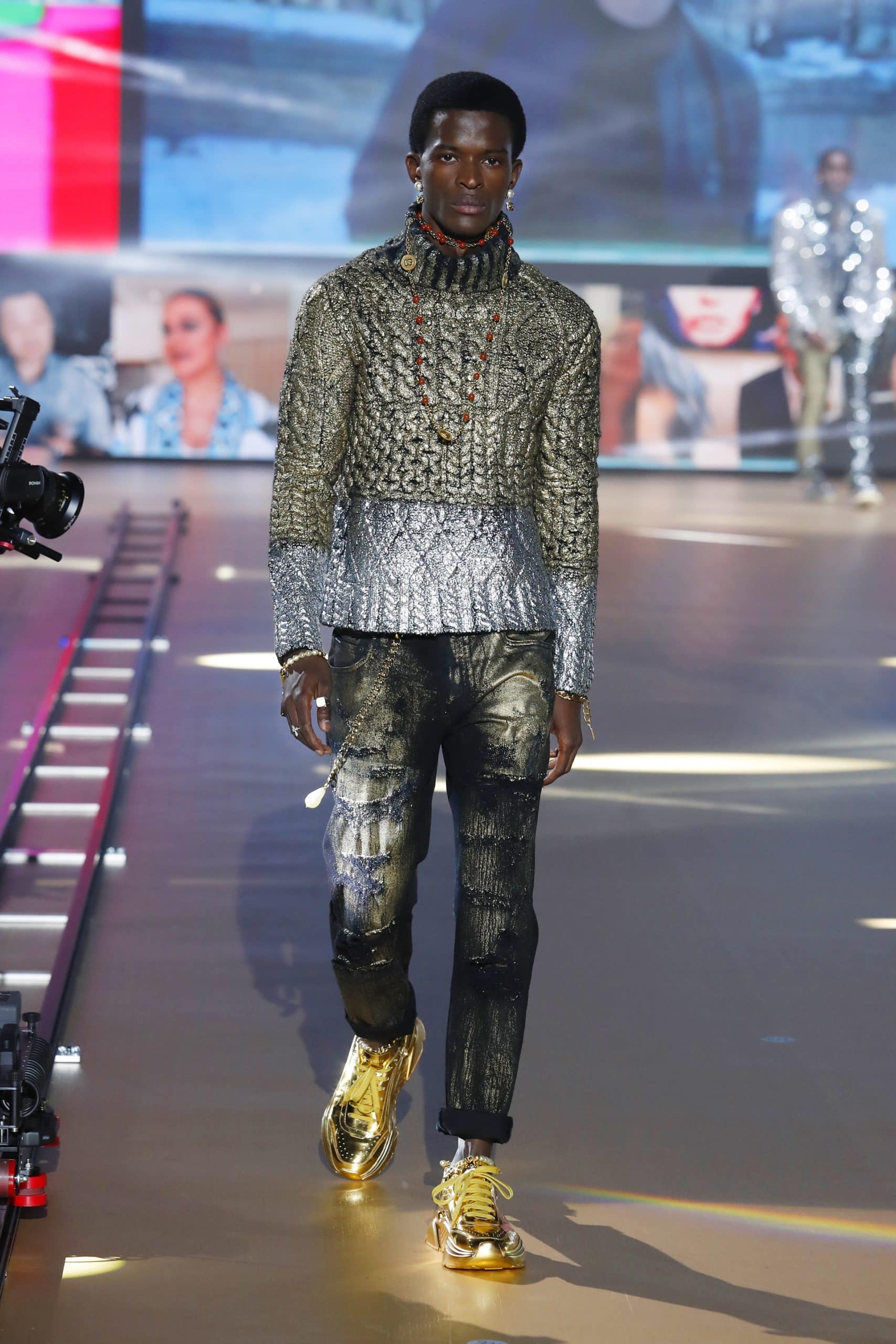 Dolce Gabbana Menswear Fall 2021-2022. Plagiarism checker by Eleonora de Gray - RUNWAY MAGAZINE