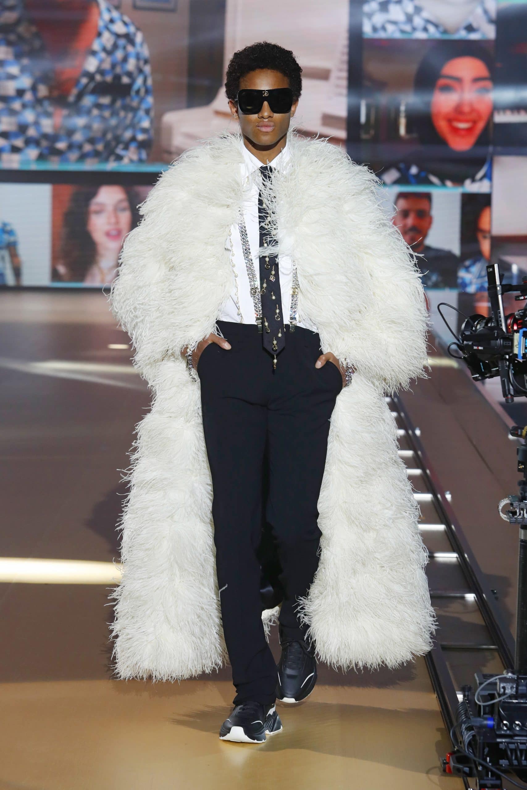 Dolce Gabbana Menswear Fall 2021-2022. Plagiarism checker by Eleonora de Gray - RUNWAY MAGAZINE