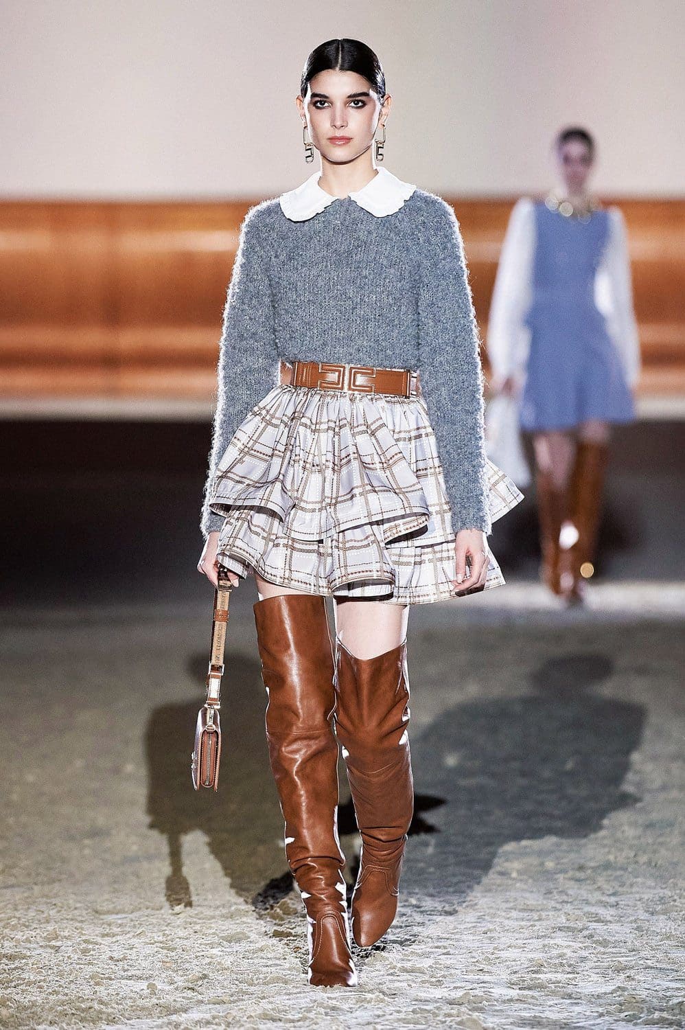 Elisabetta Franchi Automne Hiver 2021-2022 Milan par RUNWAY MAGAZINE