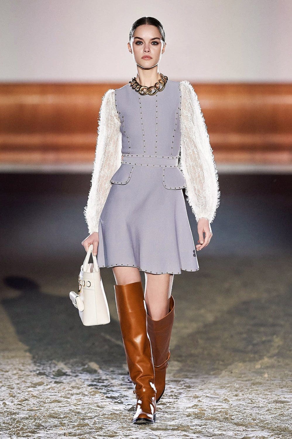 Elisabetta Franchi Automne Hiver 2021-2022 Milan par RUNWAY MAGAZINE
