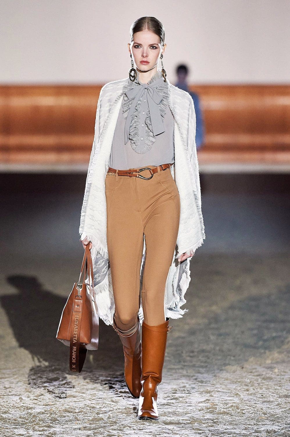 Elisabetta Franchi Automne Hiver 2021-2022 Milan par RUNWAY MAGAZINE