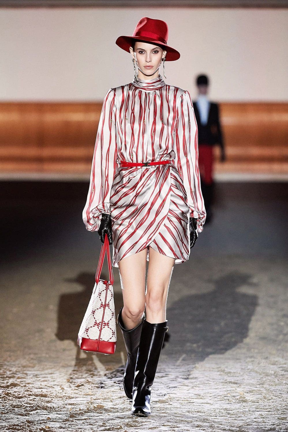 Elisabetta Franchi Automne Hiver 2021-2022 Milan par RUNWAY MAGAZINE