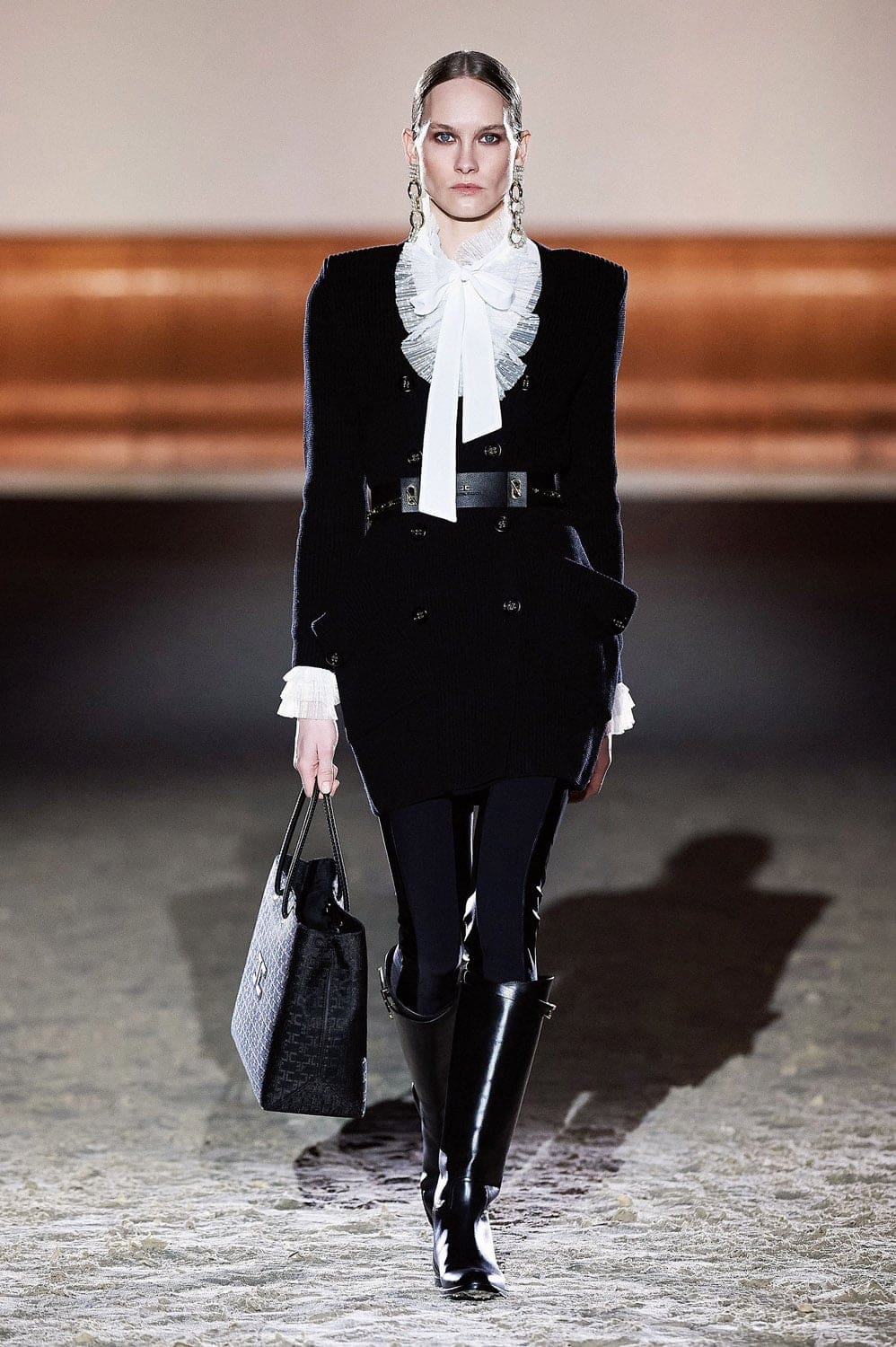 Elisabetta Franchi Automne Hiver 2021-2022 Milan par RUNWAY MAGAZINE