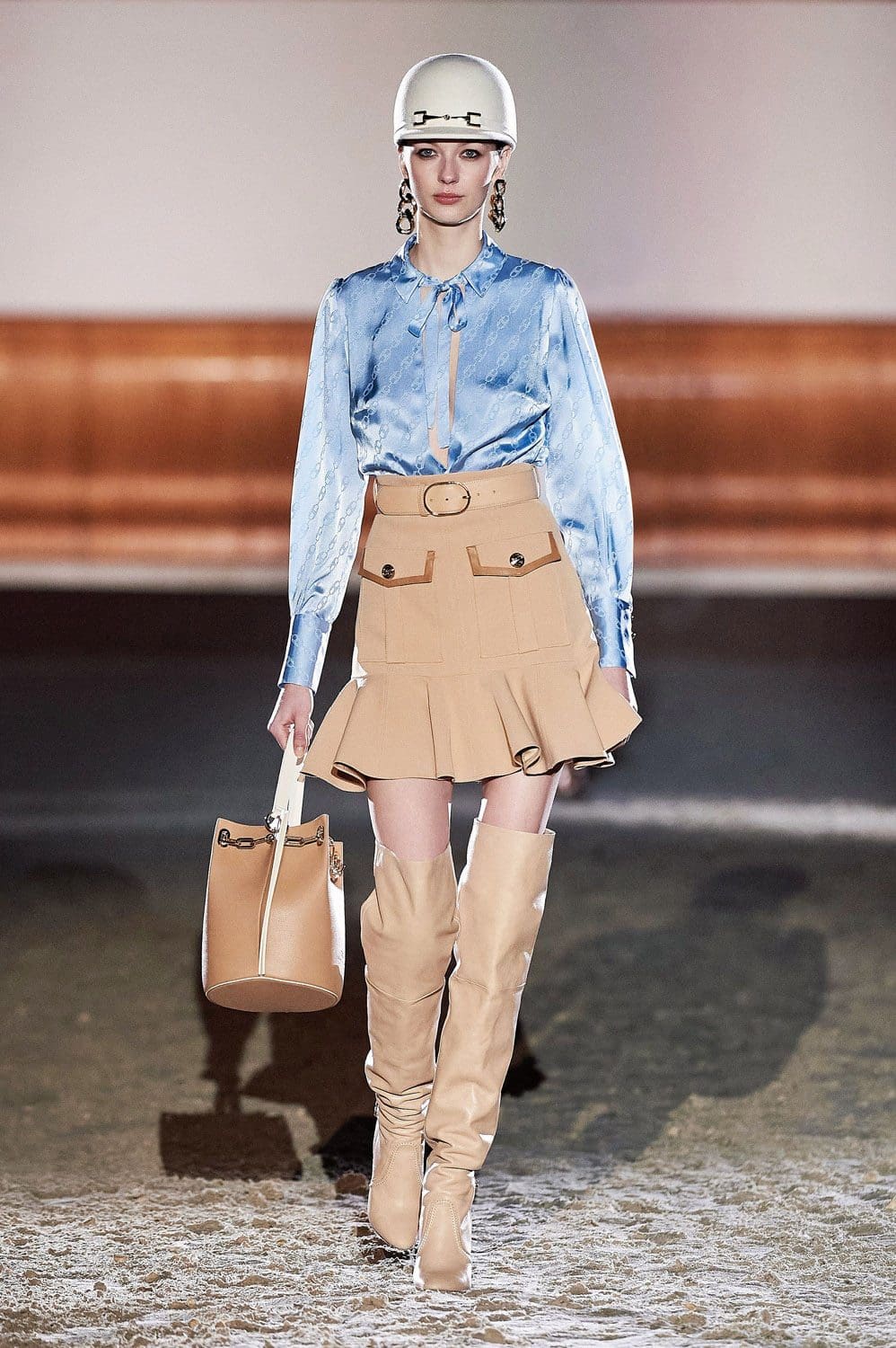 Elisabetta Franchi Automne Hiver 2021-2022 Milan par RUNWAY MAGAZINE