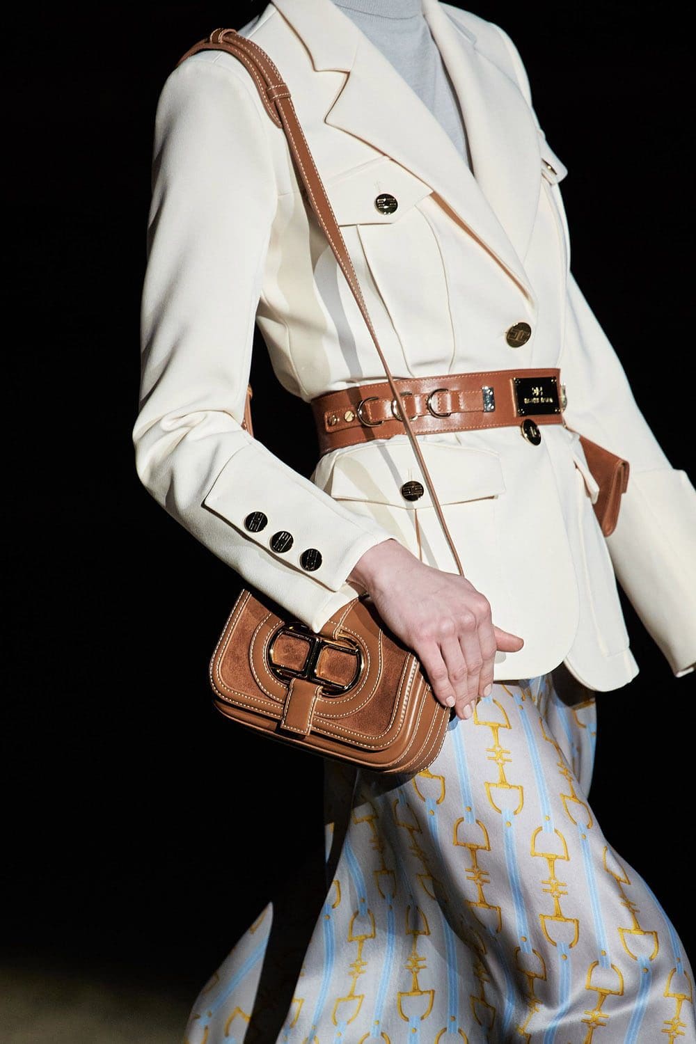 Elisabetta Franchi Automne Hiver 2021-2022 Milan par RUNWAY MAGAZINE