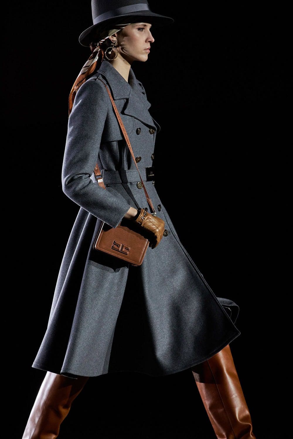 Elisabetta Franchi Automne Hiver 2021-2022 Milan par RUNWAY MAGAZINE