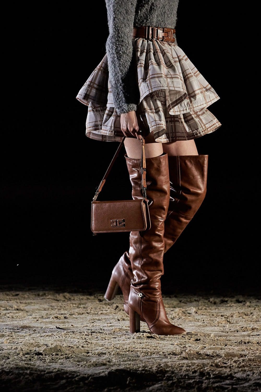 Elisabetta Franchi Automne Hiver 2021-2022 Milan par RUNWAY MAGAZINE