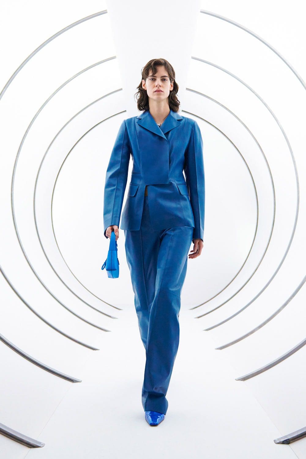 サルヴァトーレフェラガモ2021年から2022年秋冬ミラノ RUNWAY マガジン