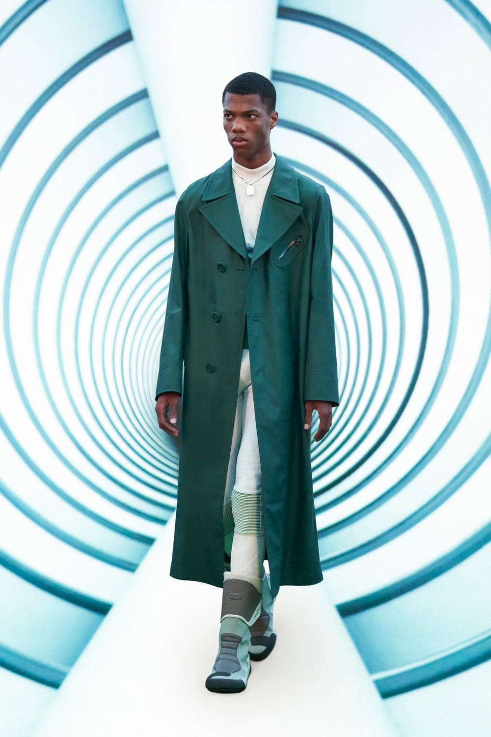 サルヴァトーレフェラガモ2021年から2022年秋冬ミラノ RUNWAY マガジン