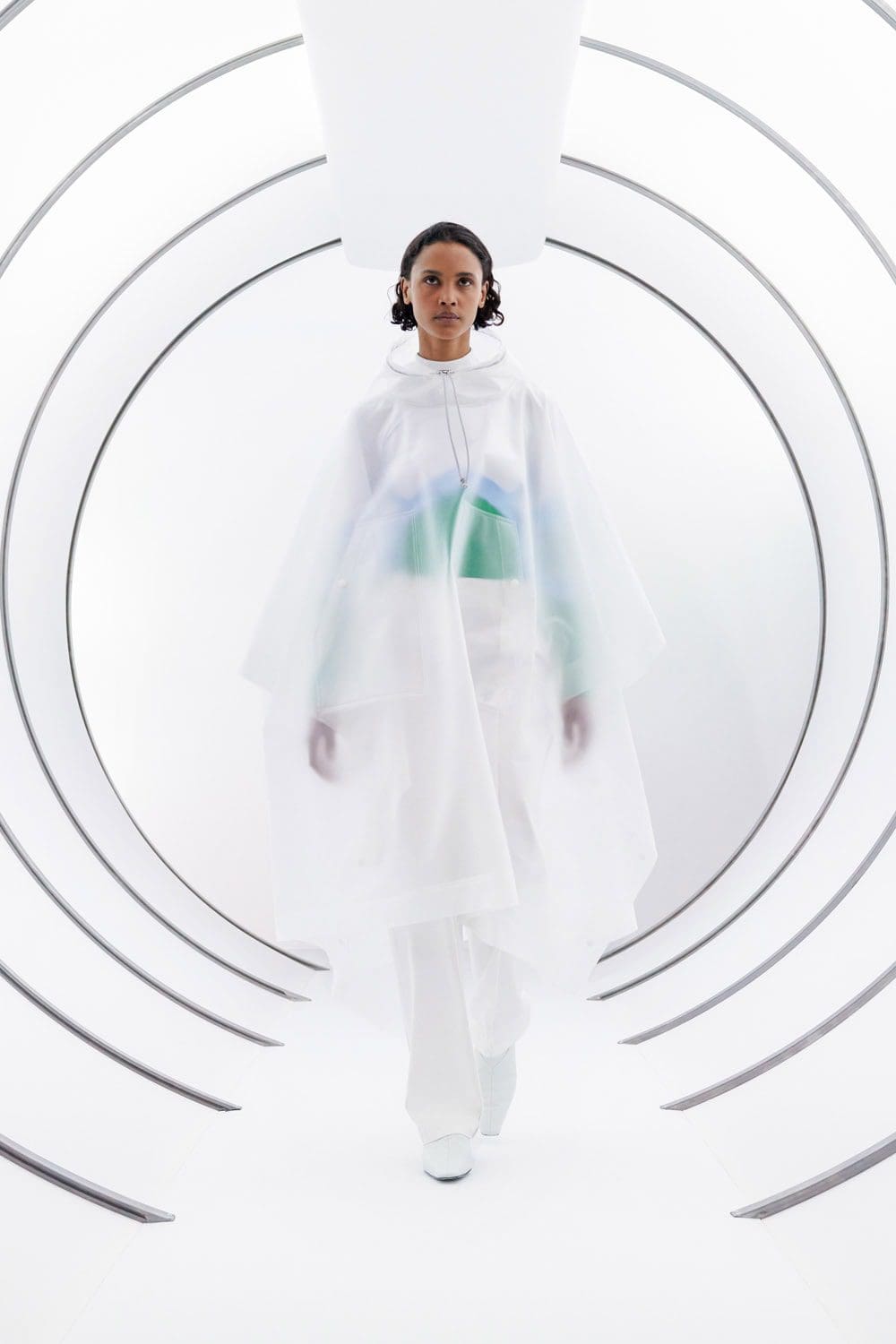 サルヴァトーレフェラガモ2021年から2022年秋冬ミラノ RUNWAY マガジン