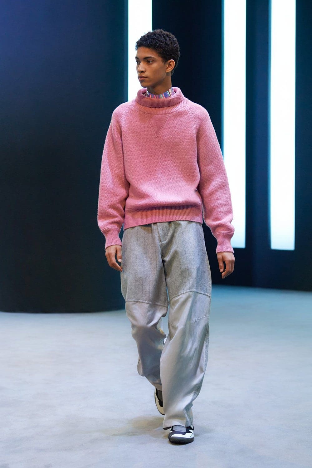 サルヴァトーレフェラガモ2021年から2022年秋冬ミラノ RUNWAY マガジン