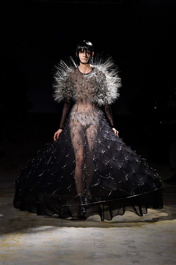Noir Kei Ninomiya Fall Winter 2021-2022 by RUNWAY MAGAZINE
