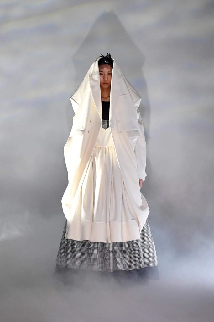 Comme des Garçons Fall Winter 2021-2022 by RUNWAY MAGAZINE