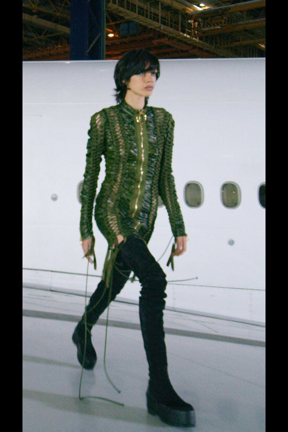 Balmain秋季2021-2022通过 RUNWAY 杂志