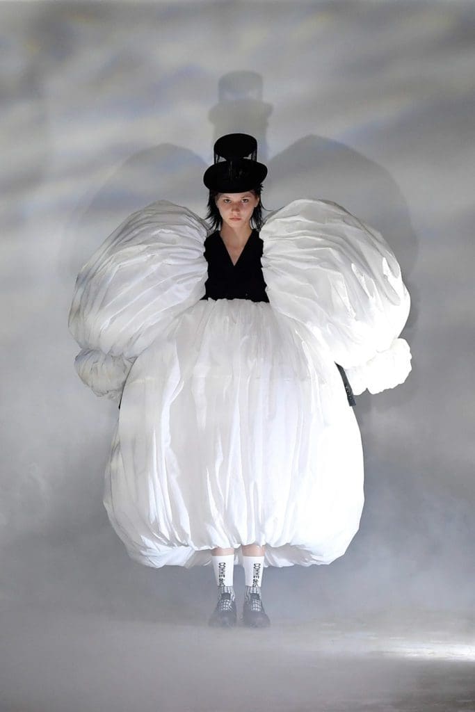 Comme des Garçons Fall Winter 2021-2022 by RUNWAY MAGAZINE